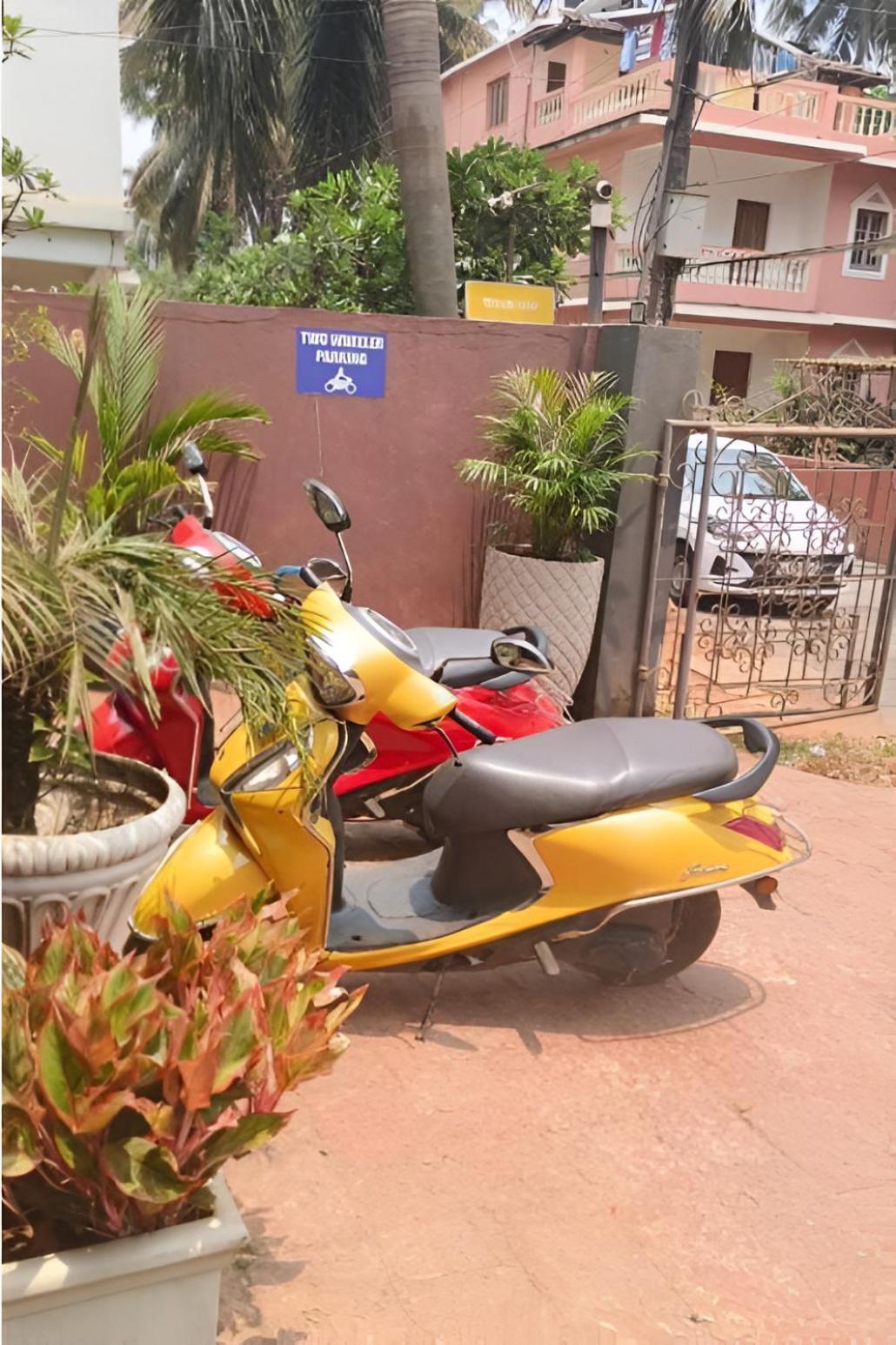 Treebo Premium Dona Eliza, 700 Metres From Calangute Beach Екстер'єр фото