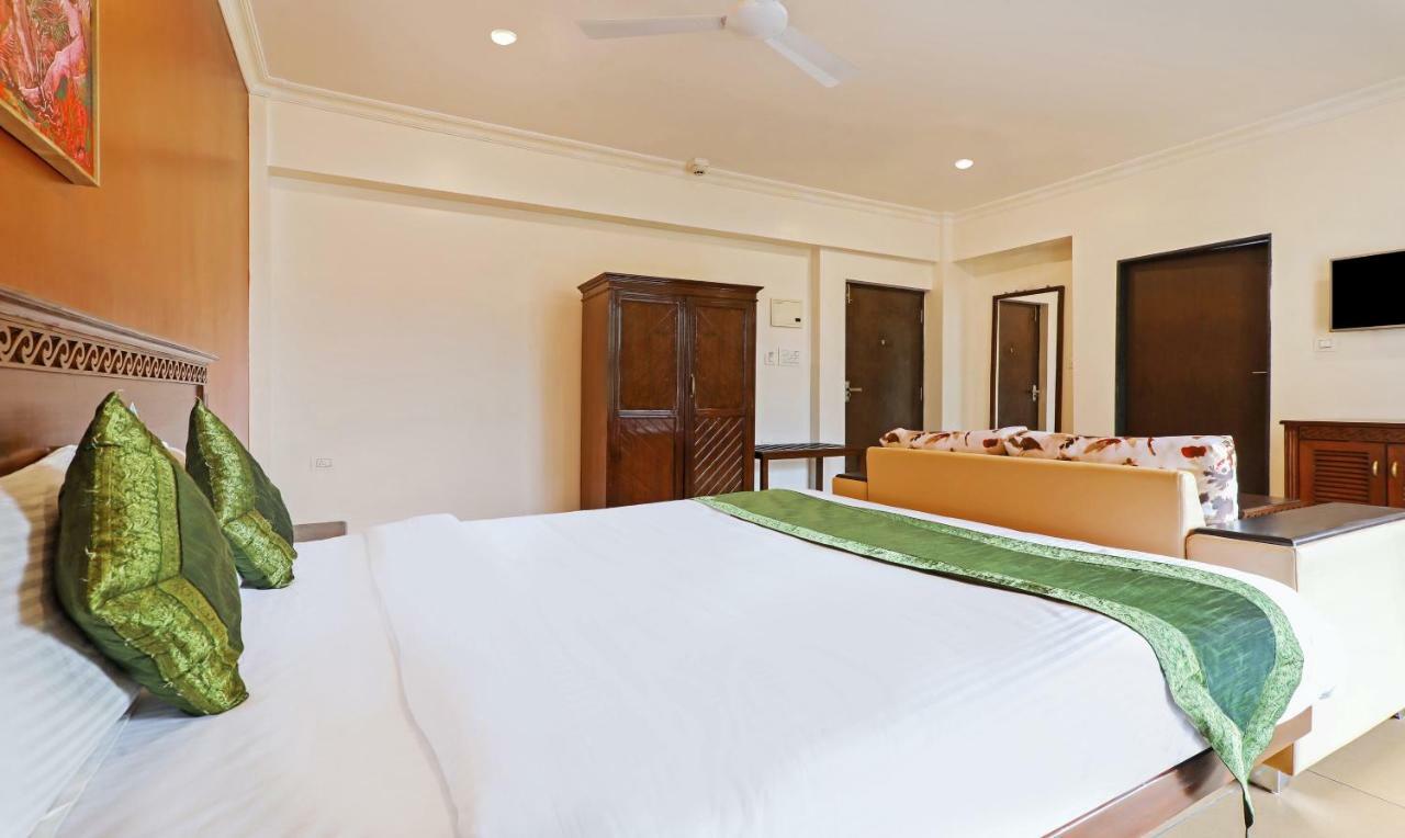 Treebo Premium Dona Eliza, 700 Metres From Calangute Beach Екстер'єр фото