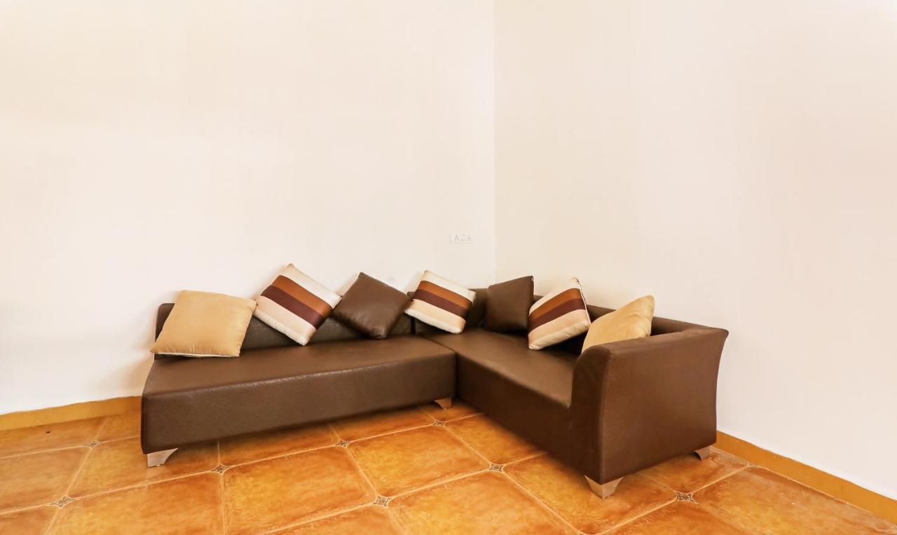Treebo Premium Dona Eliza, 700 Metres From Calangute Beach Екстер'єр фото